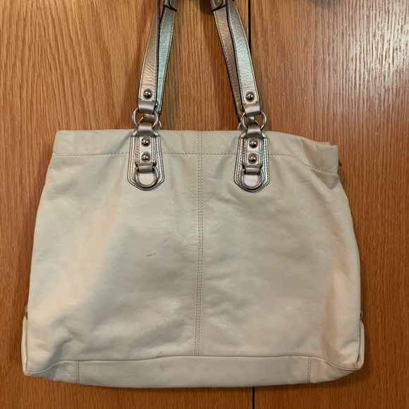 Coach Handbag - Picture 4 of 7